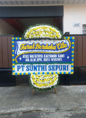 Papan Bunga Duka di Naram
